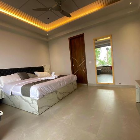 The Westberry 50Mtrs Offroading And 50 Mtrs Nature Path Bed and Breakfast Shimla Buitenkant foto