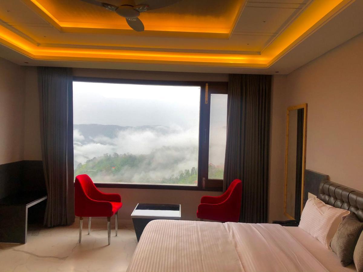 The Westberry 50Mtrs Offroading And 50 Mtrs Nature Path Bed and Breakfast Shimla Buitenkant foto